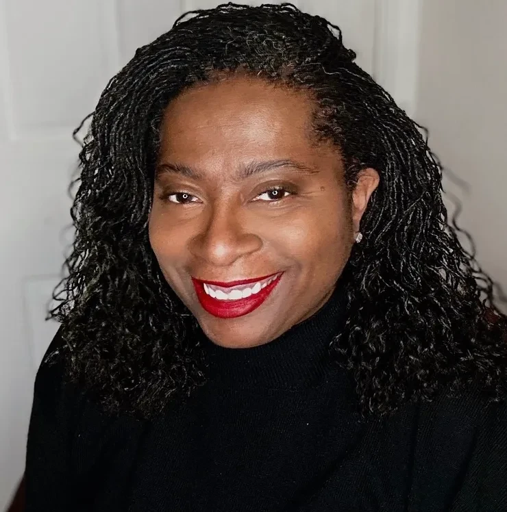 Aretha, Salon Manager / Certified Loctician
